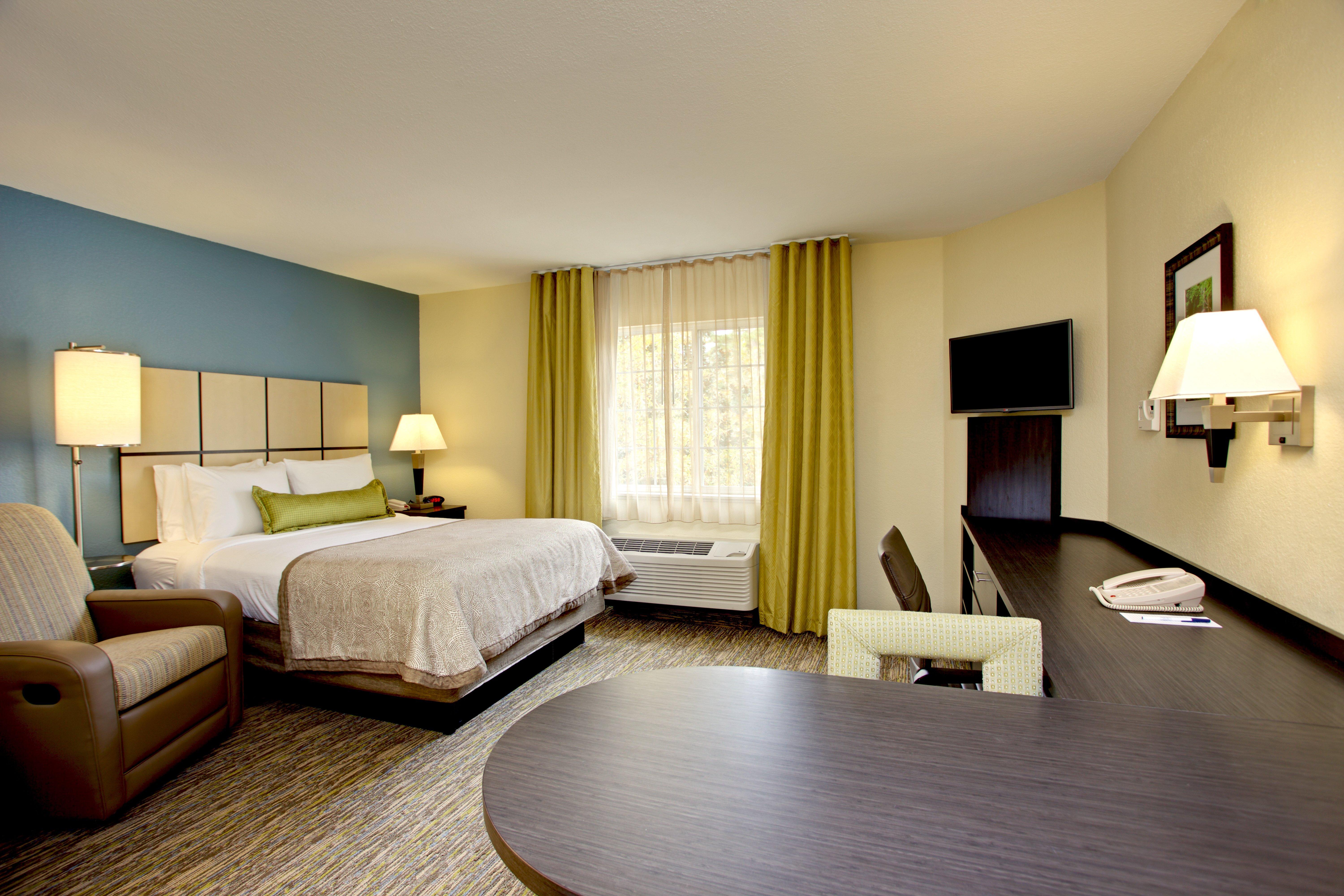 แคนเดิลวู้ด สวีท รอลีจ์ แคร็บทรี Hotel ราลลี ภายนอก รูปภาพ